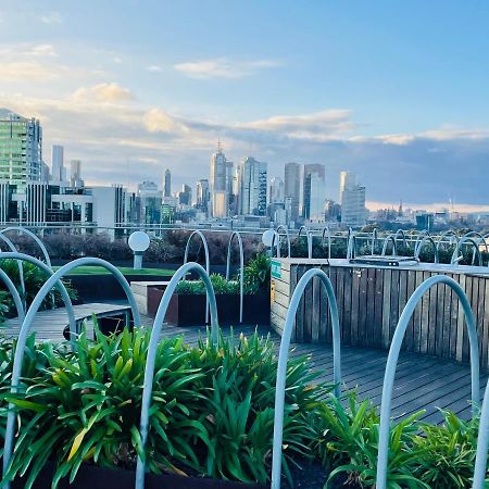Cozy 1 Bed Apt & Spa,Free Parking ,Phenomena Views Melbourne Buitenkant foto